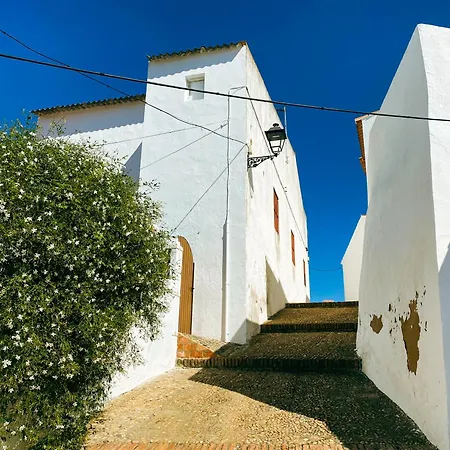 Holiday home Casa Verde, Charming Village House, 4 Bedrooms *