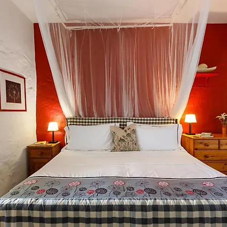 Casa Verde, Charming Village House, 4 Bedrooms * Sanlúcar de Guadiana